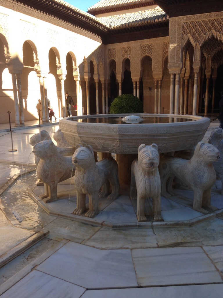 Patio de Los Leones